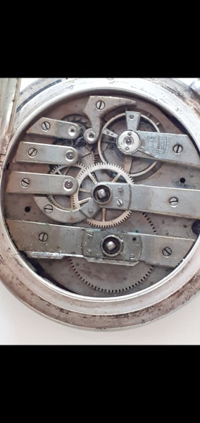 Файл:Карманные часы Белля 3.jpg