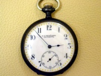 Михайловъ часы эмаль с глазурью 1.jpg